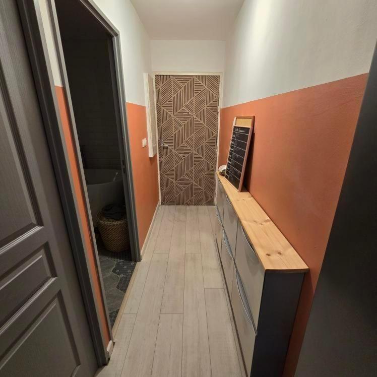 סיינט דניס Chambre Chez L'Habitant Cosy Et Moderne, Vue Sur Montagne מראה חיצוני תמונה